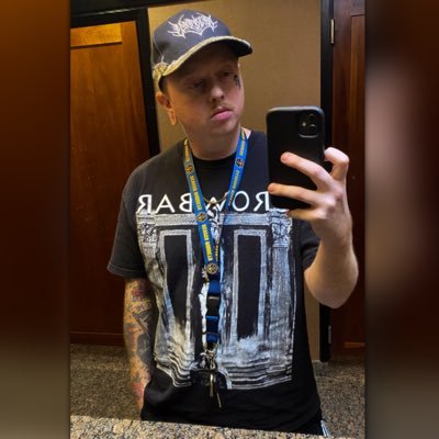 OG Pogo Player (2016) | Level 48. | PvP Veteran rank. | Death Metal enthusiast. | Denver Nuggets basketball. ☺️