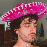 *Realista Capitalista* TAFKA "Eze" (@clrnd) 's Twitter Profile Photo *Realista Capitalista* TAFKA "Eze" (@clrnd) 's Twitter Profile Photo