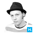 halo_kris's profile picture. Interaksjons- og tjenestedesign. Halogens Berlin-kontor. Bruker Twitter omtrent slik: http://t.co/5yldAbejZU