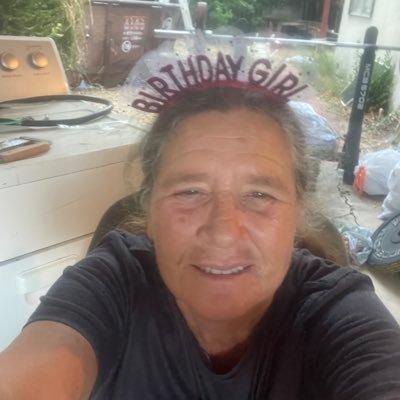 Meemee4102's profile picture. 