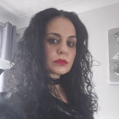 Academic, bookish, coffee addict, occasionally plays games