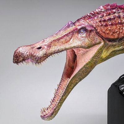 恐竜・古生物ペインター。ときどき怪獣も。
Dinosaur & Prehistoric Creature Painter. Kaiju too.
I speak Japanese/English