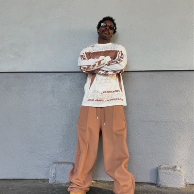 @___BIZZBOY