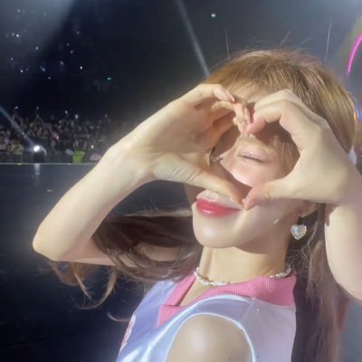 sungwanns's profile picture. #손승완: oh girl come and light me up