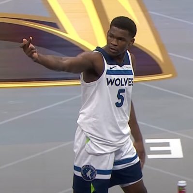 TWolvesUp's profile picture. 