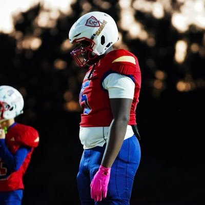 Madison Preparatory Academy| ‘26 6’8 310 LT/DE|forward @MHEhoops🏀|squat:500|bench:315|40:5.19|NCAA ID: 2304847319| Email:sabionsessions50@gmail.com