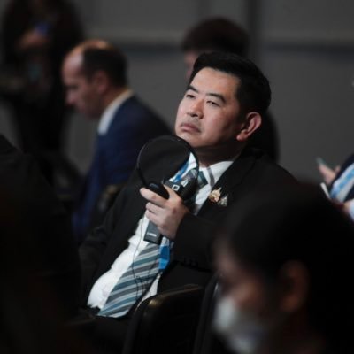 คุณากร ปรีชาชนะชัย |ที่ปรึกษารัฐมนตรีว่าการกระทรวงพาณิชย์ |สมาชิกสภาผู้แทนราษฏร จ.สุรินทร์ ชุดที่ 24,25 |อดีตรองเลขาธิการพรรคเพื่อไทย #คุณากรรู้จักแล้วจะรักเอง