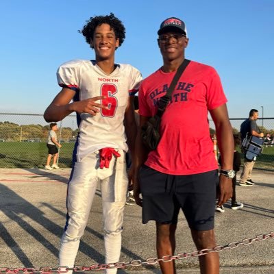 ONHS 28 |H6,3| W174 |FB (WR and FS)|Track and Field(high jump and hurdles)|4.2 weighted gpa|4.0 unweighted|