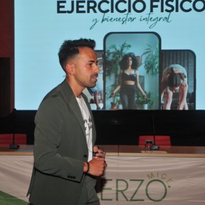 Carlos Feijoó B. Profile
