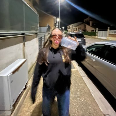 danielaadomingz's profile picture. 