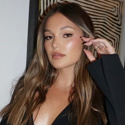 oliviahfiles's profile picture. 