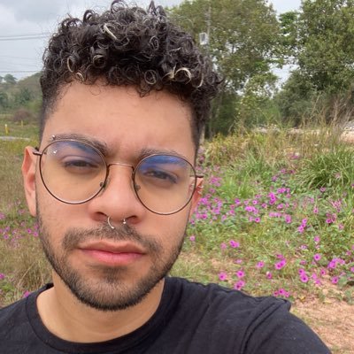 will_o_Tordo's profile picture. Existe um certo milagre nos encontros 🤍