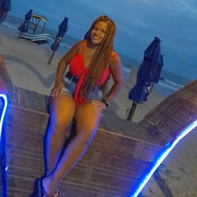 KarineCrtes1's profile picture. 