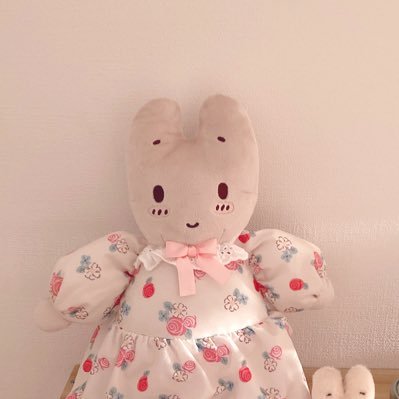 cat2toy's profile picture. 20↑ フォロー失礼致します　文章やイラストを閲覧させて頂いたりしてます AI学習無断使用無断転載しません　フォロバ等気にしないでください🌝