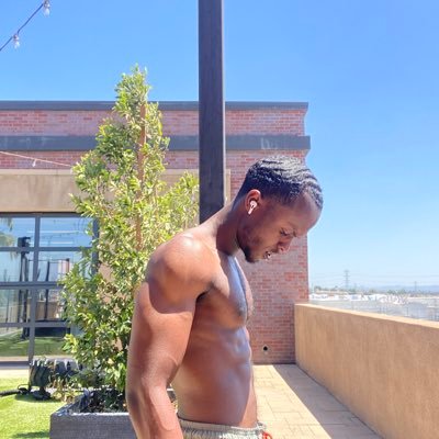 St. Louis | LA 📍••••••••IG: Igobymo_ •••••••BET ON ME OUT NOW ⬇️