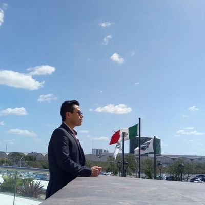 humbertopr88's profile picture. Amante del café, los perros y la chela.