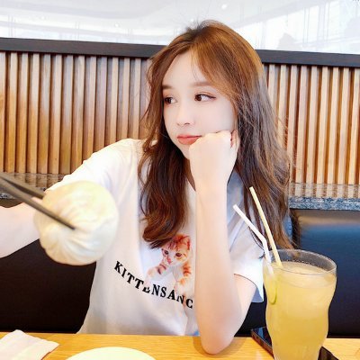 Lizamumu930's profile picture. 