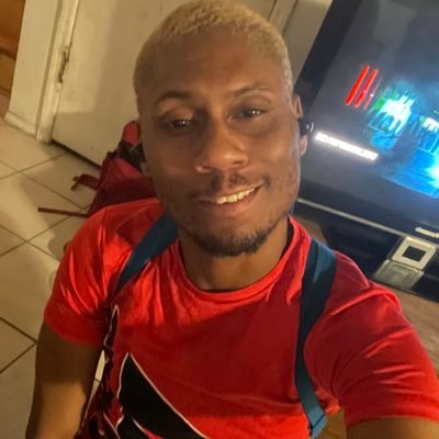hey 👋 what’s good everyone my name is Ty I’m from East LA but am here in Phoenix,az and I am bi/gay whichever takes over but i am versatile and yes i have porn