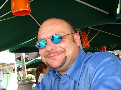 @Hossary
