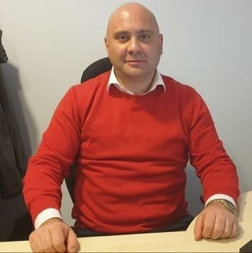 Davidlambert44's profile picture. J'effectue des virements sur le compte revolut et nickel