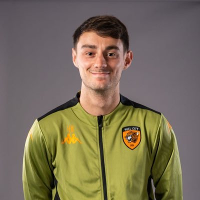 _harryburton's profile picture. Academy Physical Performance Coach ⚽️