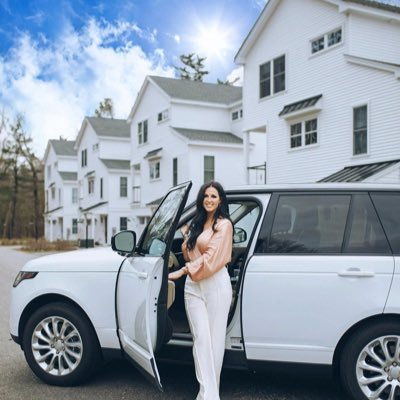 Clear of my ambitions ✨
Financial Strategist | Mindset | investor
Empowering you to financial freedom
📖 Grab my EBook and unlock the secrets to successfulinv👇