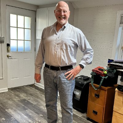 mikeche1974's profile picture. “Qui me amat, amet et canem meum; You Rig it, you Ride it, Ranger; Everything is simple when you don’t know a f***ing thing about it". Servant to @JettWonderLab