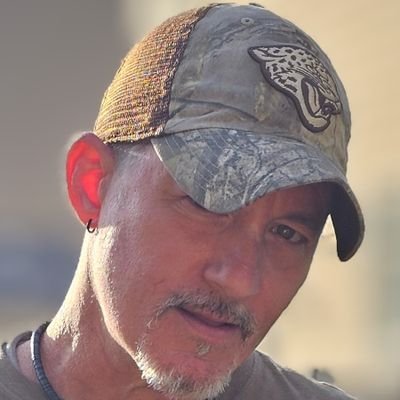 Recovered addict, Love my country, God, and DJT