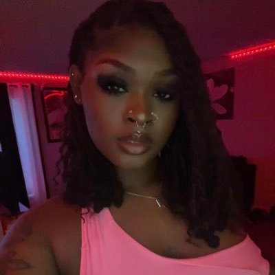 some bad lil shit  | insta : @ theyluvvadrii