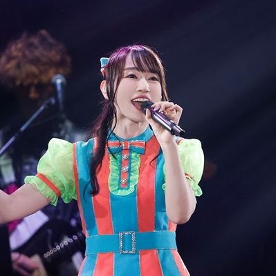 水樹奈々コンサートDVD
ファンです