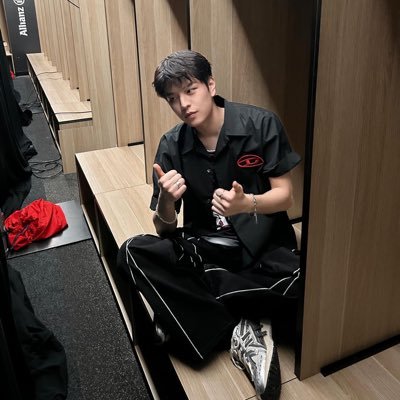 Ouriiii922's profile picture. 