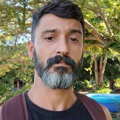 porque o bom e o ruim não tem letreiro na testa.
@gleizerf.bsky.social