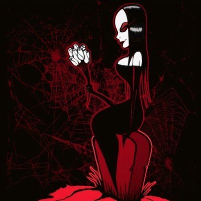 mysp4c3gf's profile picture. pierced vampire princess ☣︎