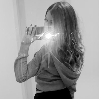 xzgretter__'s profile picture. 🌪️.