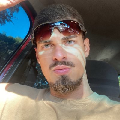 Matt_rds's profile picture. descarrego muita coisa aleatória aqui, não leve a sério