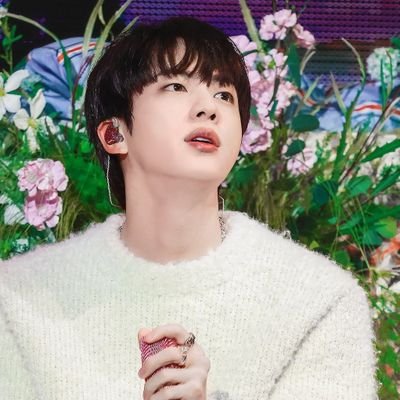 本業応援🎶🗳️✊+Mカのために始めたTikTok https://t.co/GN0msXN7hg でソクジンさんへの愛を叫ぶ🤭長期治療のため通院開始、家族の難病判明、毎日早めに寝ることが目標