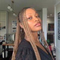 Blossom (@bl0ssommmm) 's Twitter Profile