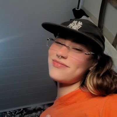 tunix_NTX's profile picture. The soul keeps what the mind tries to hide