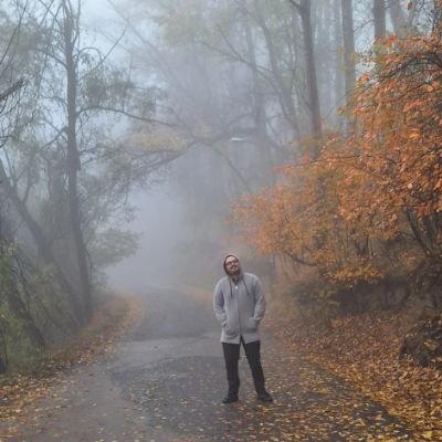 pour6a's profile picture. رو مودش نیستم!