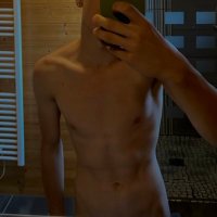 Louishot (13k) (@ewdfxx) 's Twitter Profile