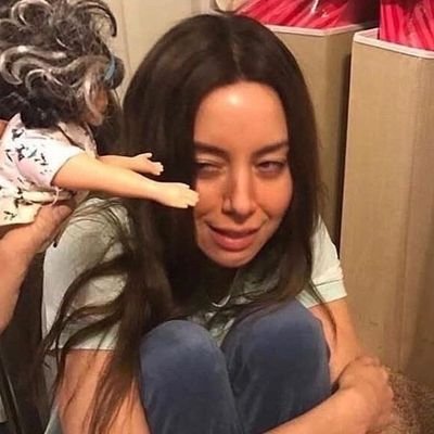 rzsliv's profile picture. 𝖊𝖛𝖎𝖑 𝖍𝖆𝖌.