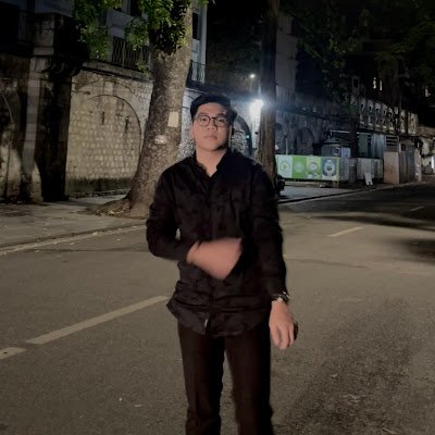 PhucNhuNg17's profile picture. 