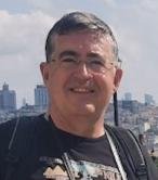 Profesor de Geografía e Historia, especialmente de Historia del Arte en secundaria y bachillerato. Interesado en las TIC