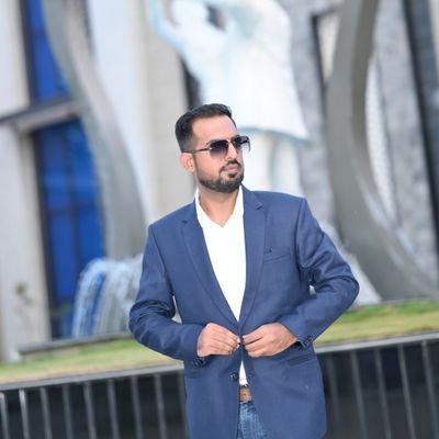 dipeshnagpal's profile picture. Software Engineer || Stock Market Learner