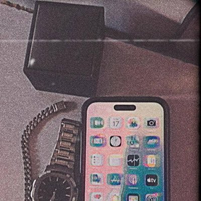 TheBig4L01's profile picture. please Follow i will Follow back