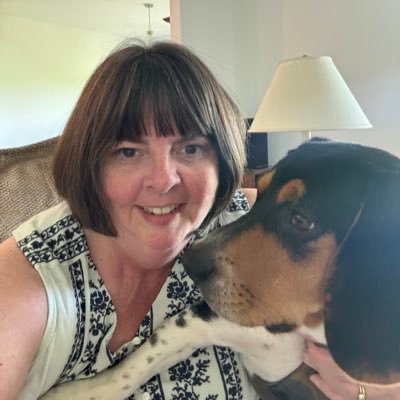 I love Tesla and beagles 🐶. Engineer. Wife. TSLA shareholder. Model Y LR x2 with FSD (Supervised) 💫. Truth matters.