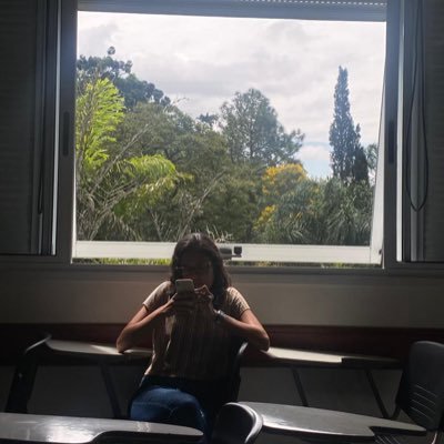 só falo coisa inúteis e xingo o Fluminense 🇧🇬🌈