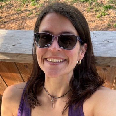 heather_ehm's profile picture. I’m sometimes funny. Have 2 cats, a dog and a bunch of chickens. Should get ducks and put them in a row 🤔