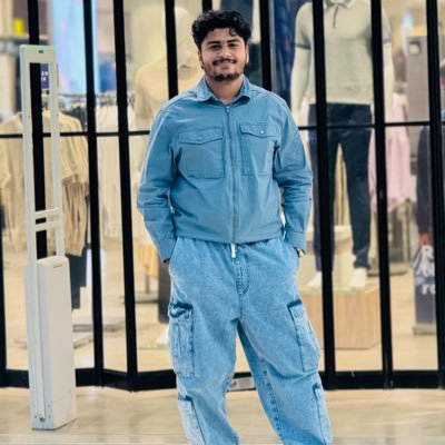 hkpoacher's profile picture. 