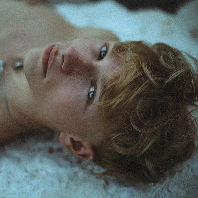 _ellixt's profile picture. hii! i'm elliot, 18y just having fun😌